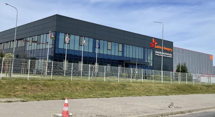 Átlátszó: videó készült egy robbanásról a komáromi akkugyárban