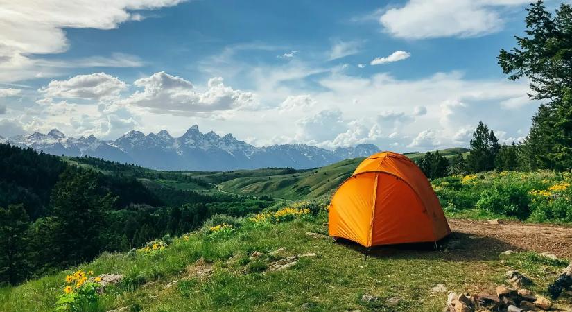 Gúnyolódott a lánya, alaposan móresre tanította