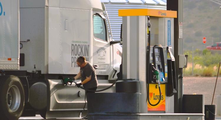 Ismét megmozdulnak az üzemanyagárak