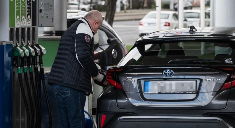 Drágább lehet a tankolás pénteken