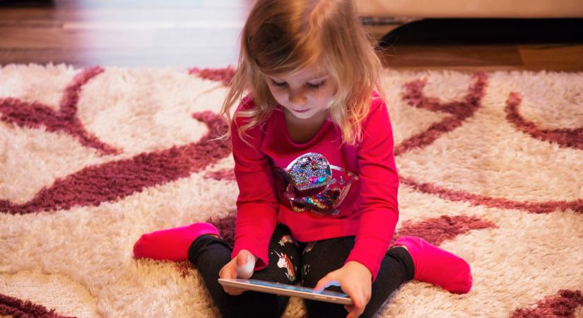 Trendi lesz az offline gyerekkor?