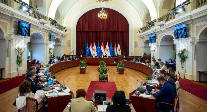 A főváros elutasította a kormányhivatal törvényességi felhívását