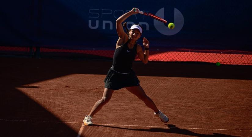 Tóth Amarissa nagy fordulat után verte az ukrán teniszezőt, aki nem fogott kezet Bondár Annával