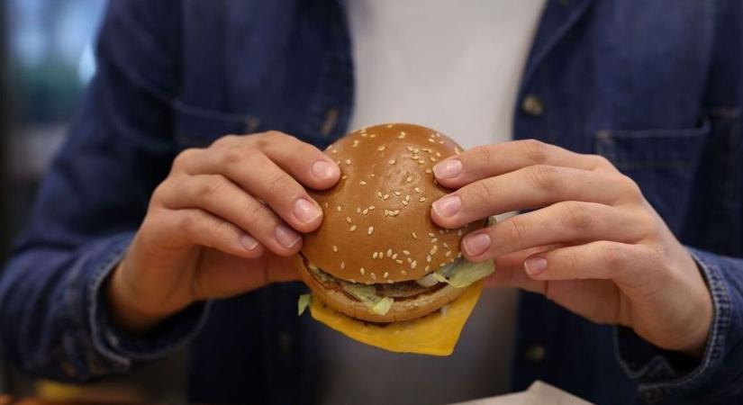 Újabb gyorsétterem Fejérben? Felrobbant az internet a képviselő videója után