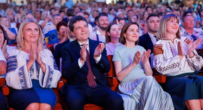 Nem kérnek az egyesülésből a moldovaiak