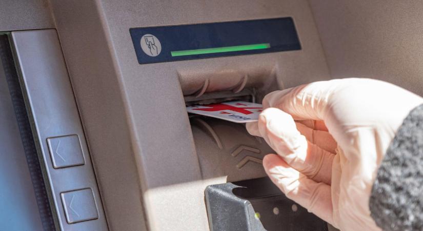 Nagy a baj a bankkártyás fizetéssel, így tudod kivédeni a problémát
