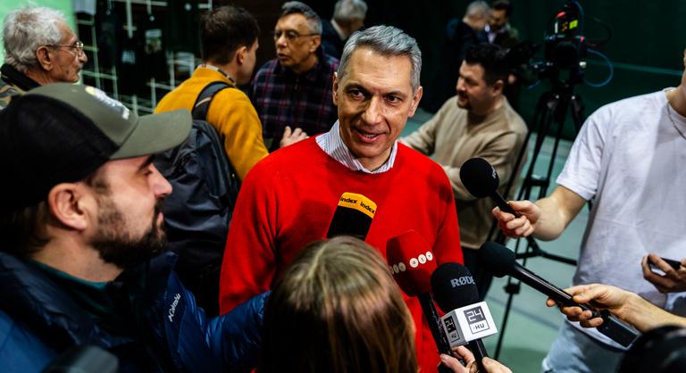 Lázár János: Felszólítom Magyar Pétert, hogy hívja fel Zelenszkijt Kijevben