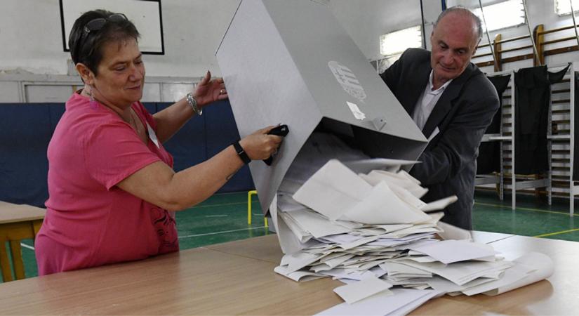 Megválasztották a debreceni szavazatszámláló bizottságok tagjait a választásokra