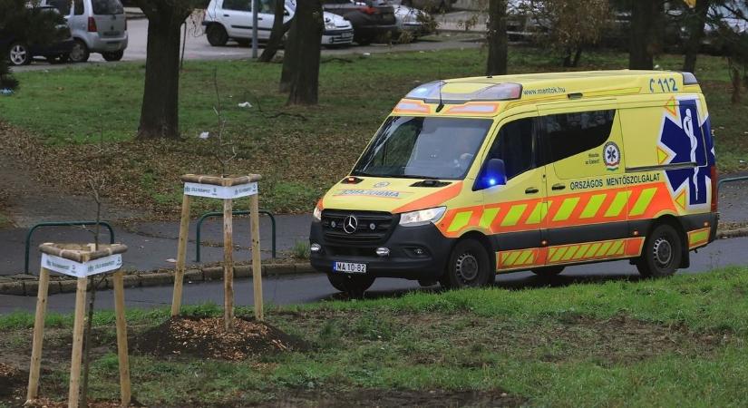 Kiadták a mentők a részleteket: ezt lehet tudni a cserkeszőlői baleset sérültjének állapotáról