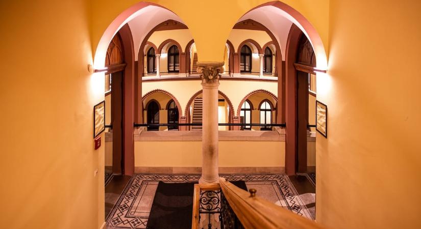 Tűz volt egy kávézóban az ELTE épületében