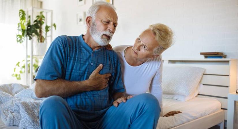 Felállt az ágyból, majd hirtelen összeesett: családja mentette meg a férfi életét