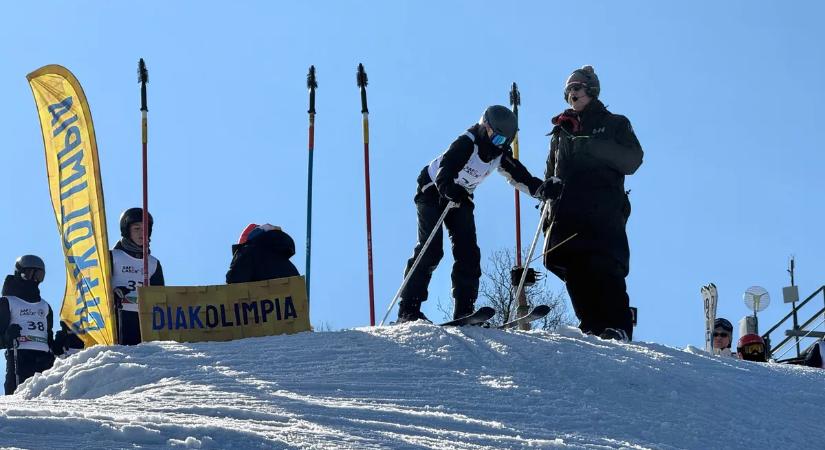 Rekordszámú résztvevő az Alpesi sí Diákolimpián a Mátraszentistváni Síparkban