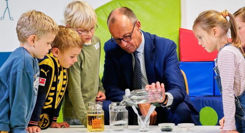 Bukás bukás hátán: a migráns gyerekek szétverik a német oktatási rendszert