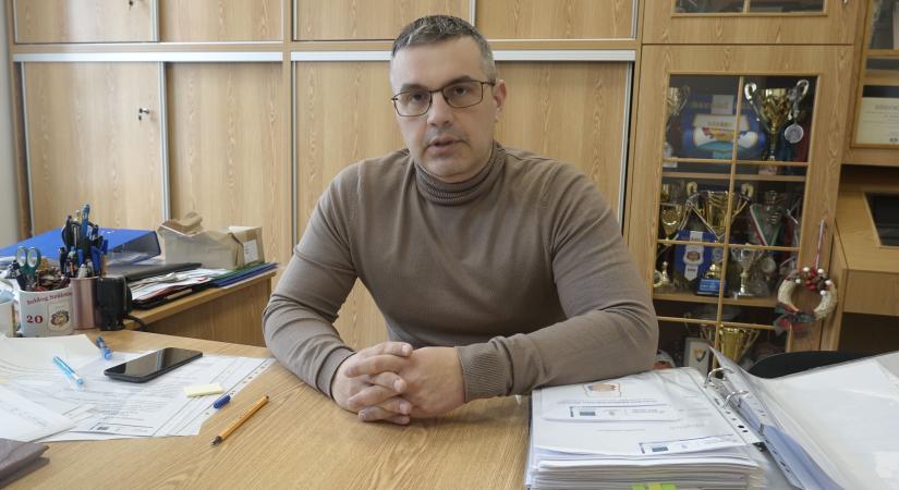 Beruházások és pénzügyi fegyelem Bárándon