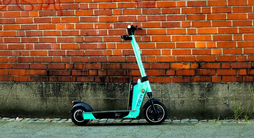 Betiltják a bérelhető elektromos rollereket Firenzében