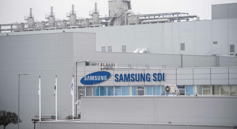 Gulyás Gergely: eljárás indul a gödi Samsung-gyárral kapcsolatos állítások miatt