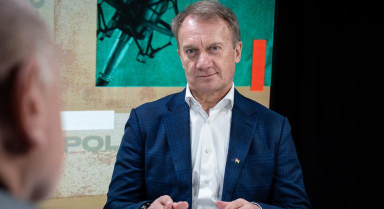 Varju László: A Tisza párt szinte ugyanazt képviseli, mint a Fidesz