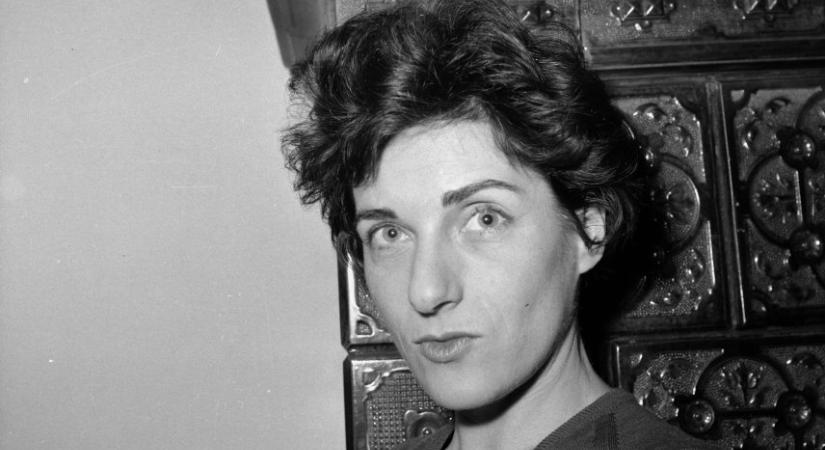 Sicc Production – Janikovszky Éva: Velem Mindig Történik Valami