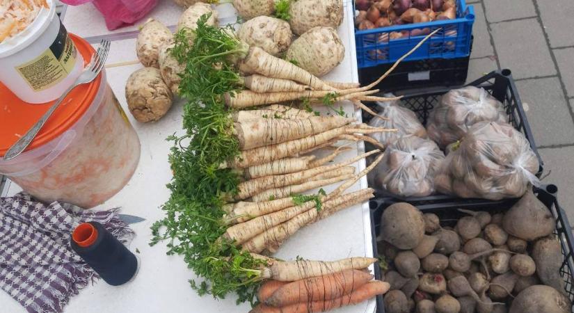Ungvári körkép – a piacokon kevés a vásárló - Bőséges választék, mérsékelt árak
