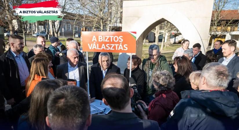 Orbán Viktor: Akcióban Lázárral