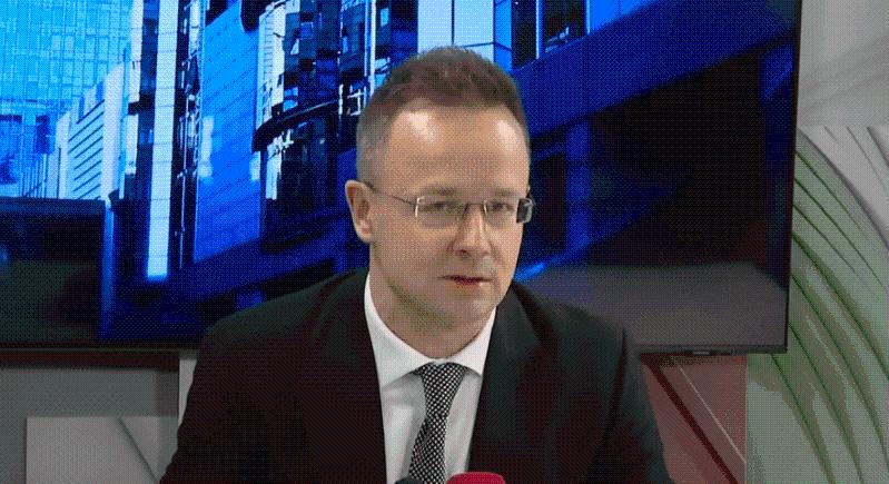 Szijjártó Péter írásban tett ígéretet arról, hogy le fogunk jönni az orosz gázról