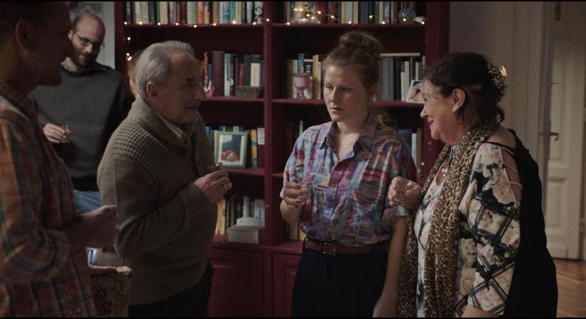 Az egyik nő abortuszra készül, a másik kettő bármit megtenne a gyerekért – így is lehet beszélni az anyasággal kapcsolatos tabukról