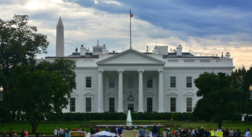 Az államfő kész elismerni Koszovó függetlenségét?