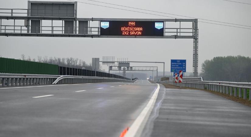 Mindenki erre várt: a román határig megépítik Magyarország szuperútját - mindenkit meglepett ez a közeli dátum