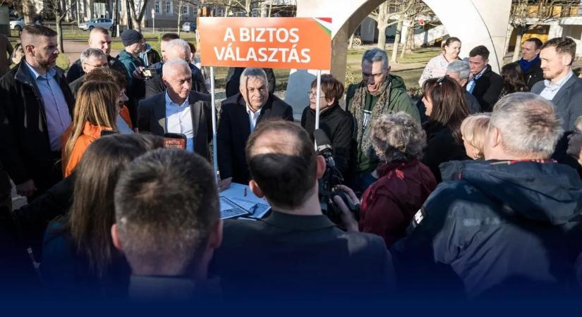 Orbán Viktor: Csongrádon a plafon is leszakadt