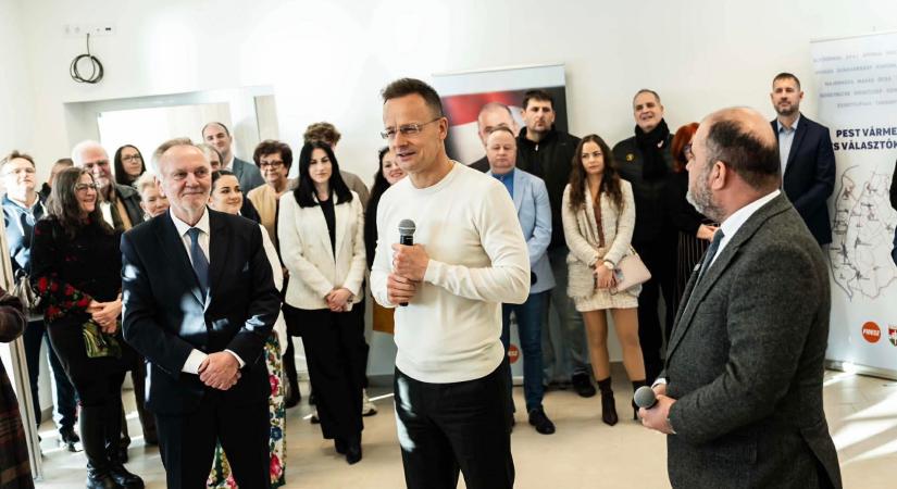 Szijjártó Péter: akik ma blokkolják a Barátság kőolajvezetéket, ugyanazok, mint akik felrobbantották az Északi Áramlatot