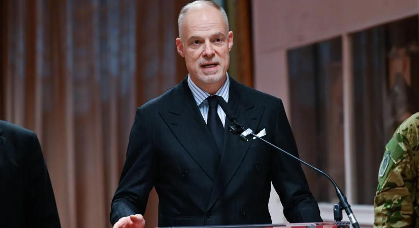 Katonai intézkedések Magyarország területén: rendkívüli bejelentést tett a honvédelmi miniszter