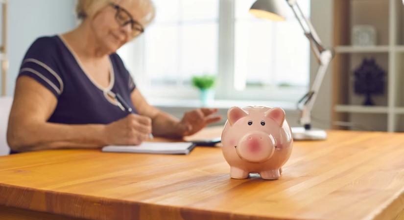 Sokkoló számok a nyugdíjpénzről: ennyit lehetett tavaly kaszálni