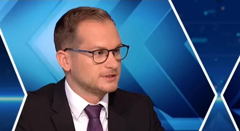 Tűzközelből kapott választ Deák Dániel, ezek a Medián valódi számai