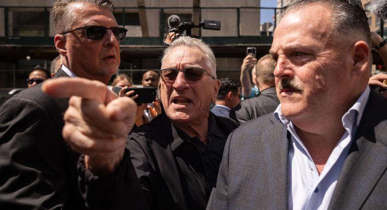 Egymásnak esett Donald Trump és Robert De Niro, kemény szavak hangoztak el