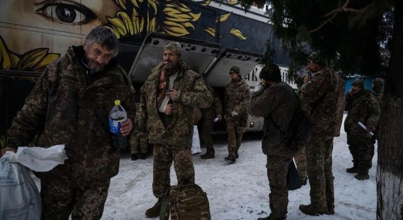 Borzalmas, ahogy a toborzók bánnak saját honfitársaikkal