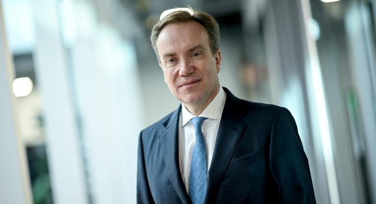 Lemondott a Világgazdasági Fórum vezérigazgatója az Epstein-akták miatt