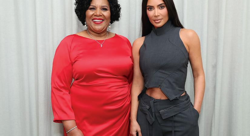 Paragrafusok és reflektorfény – Hírességek jogi diplomával