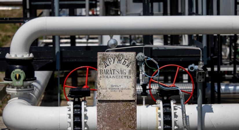 Áll a bál Kijevben, egy nap alatt kétszer is bekérették a magyar nagykövetségi ügyvivőt