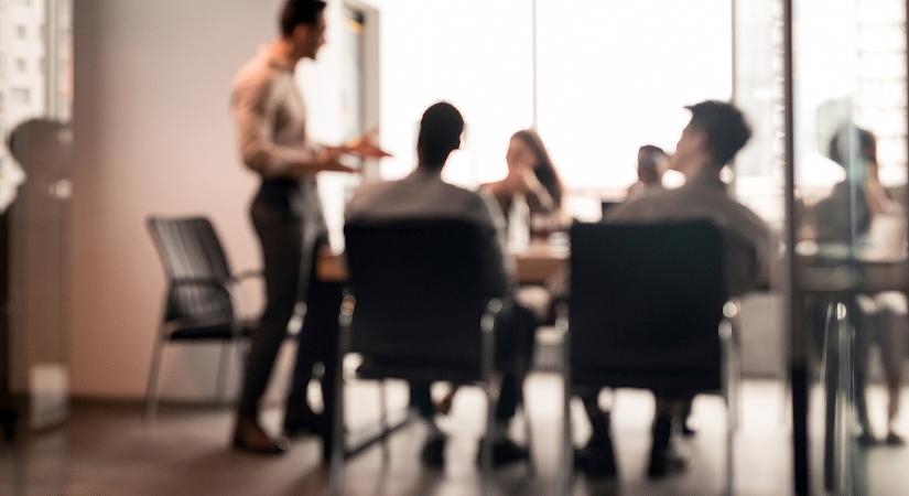 Ára van a hamis stabilitásérzetnek: nagyot bukhatnak ezen a cégek