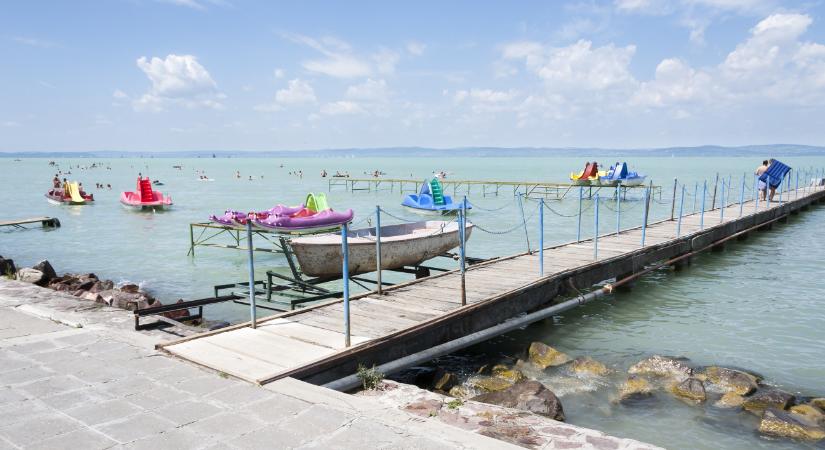 Hatalmas strandfejlesztés indul a Balatonon