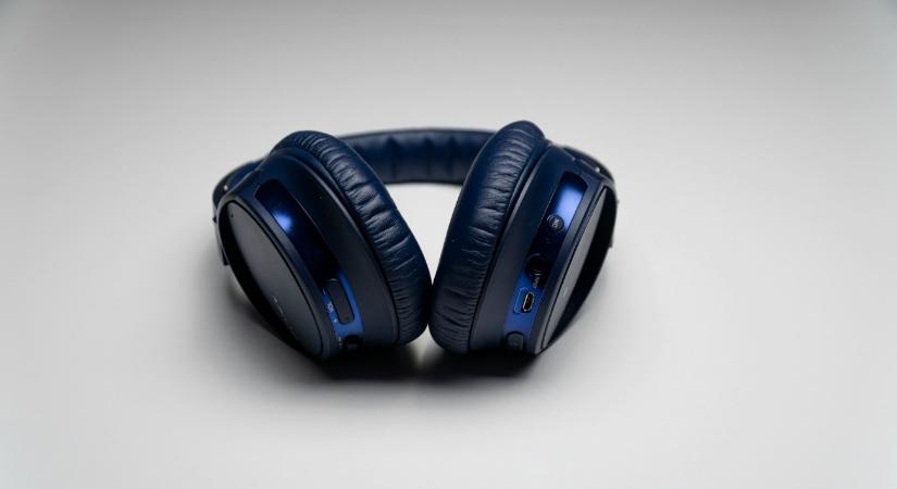 Mérgező anyagokat találtak ezekben a népszerű fejhallgatókban – Magyarország is érintett