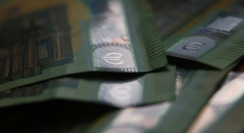 Combosodott éjszaka a forint