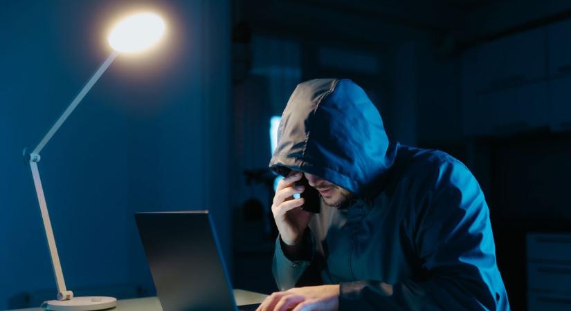 Beindultak az online csalók: egy nap alatt hét feljelentés Tolnában