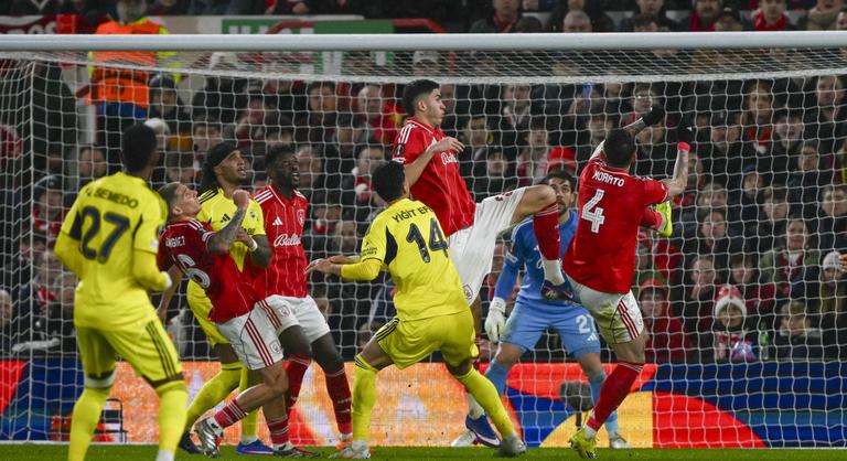 A törökök néhány pillanatra megijesztették az angolokat, a nagy fordulat azonban elmaradt