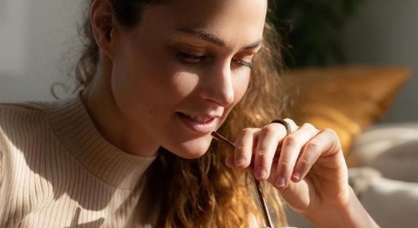 Gyönyörű úszónőnk elárulta, honnan vannak a milliói