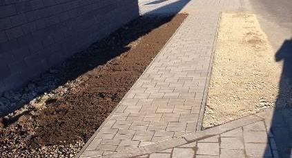 Debrecen megcsinálta! Elkészült a 100 méteres járda