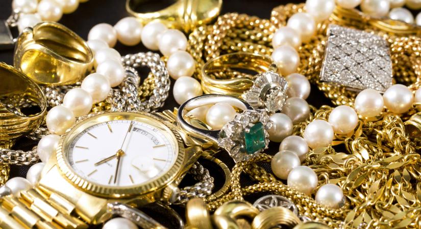 Nagyon vigyázni kell az Ázsiából rendelt bizsu ékszerekkel