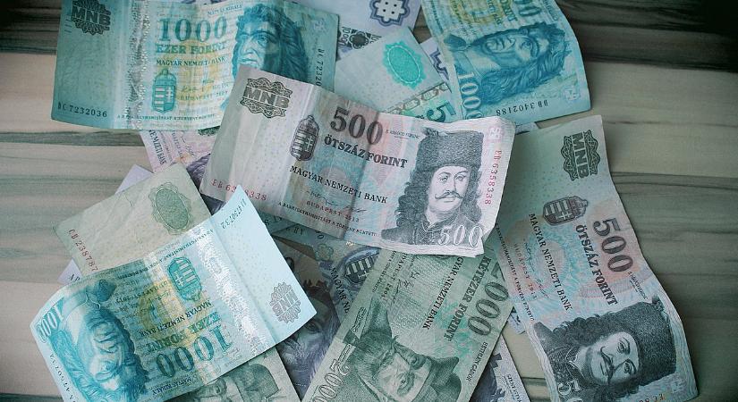 Új pénz jön, így fog kinézni a 40 ezer forintos