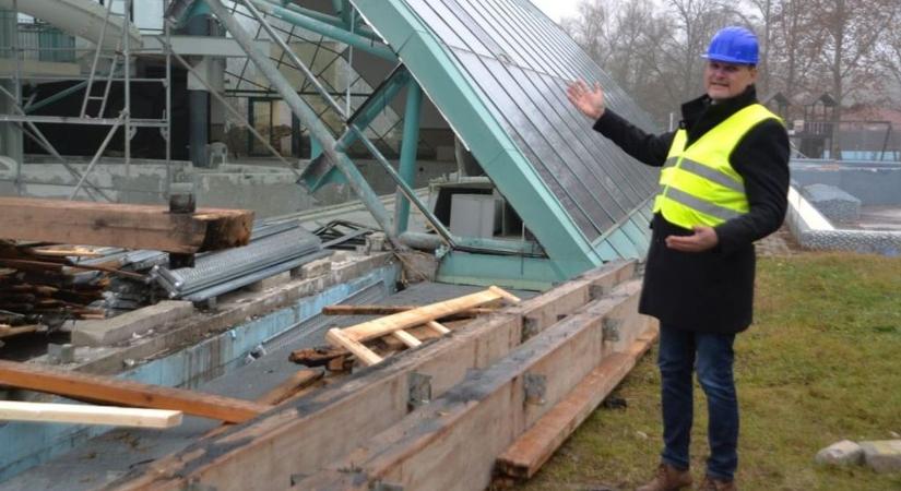 Csúszik a Tamási fürdő felújítása: de nem bont szerződést az önkormányzat