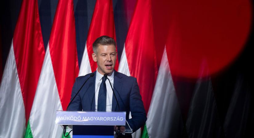 Lesivideó buktatta le Magyar Pétert, a színpad mögött fura dolog történt az országjáráson